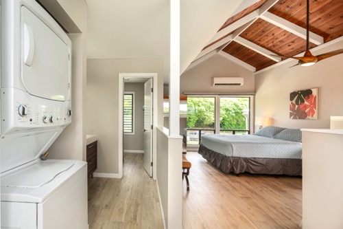 Master bedroom & laundry